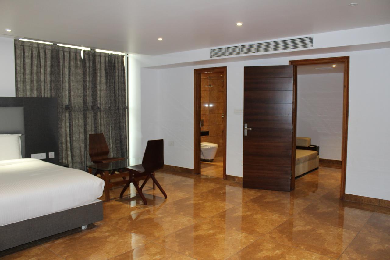 Hotel Hills Tirupattur Tiruppatur Exterior photo