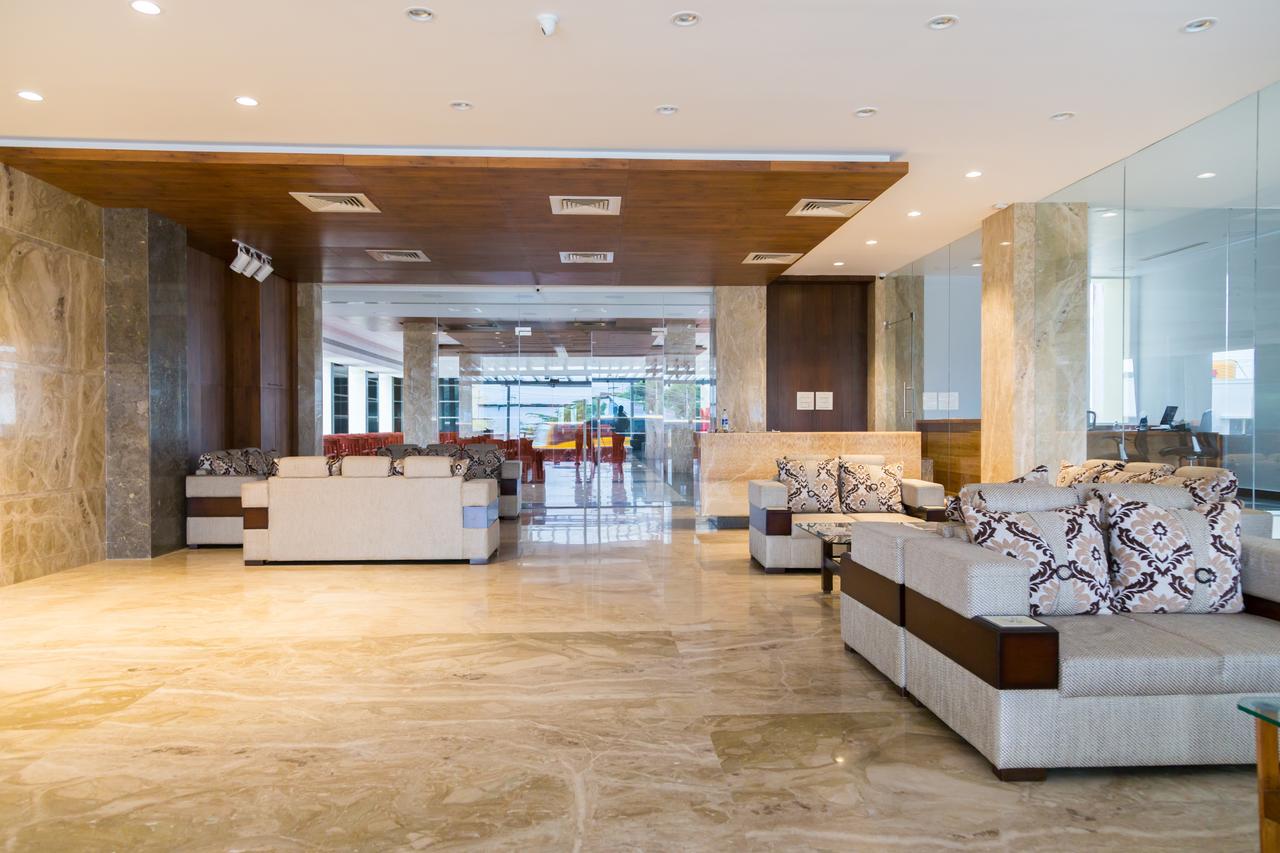 Hotel Hills Tirupattur Tiruppatur Exterior photo